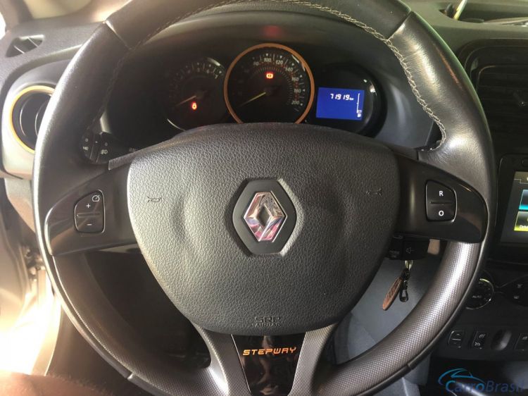 Fabio Sanchez Ribeiro | Sandero 1.6 16V SCE Stepway EASY-R 4P. 17/18 - foto 9