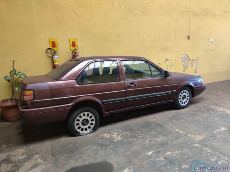 1010 Veículos | Santana 2.0 2P. 92/92 - foto 2