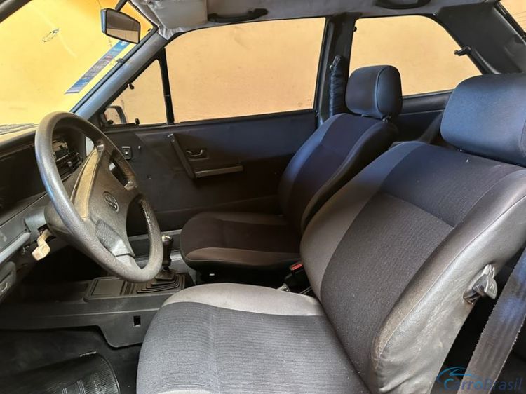 1010 Veículos | Santana 1.8 4P. 88/88 - foto 9