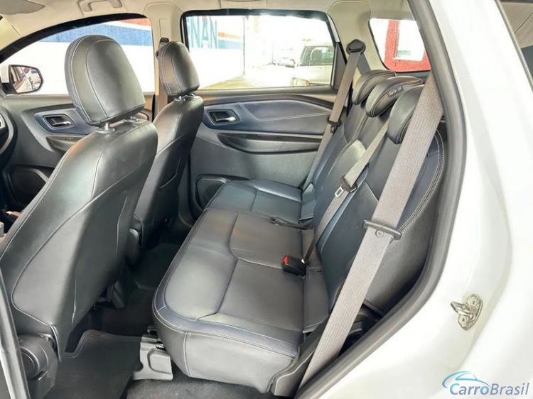 Renan Veículos | Spin 1.8 Premium 7 Lugares 8V Aut. 4P. 22/23 - foto 5