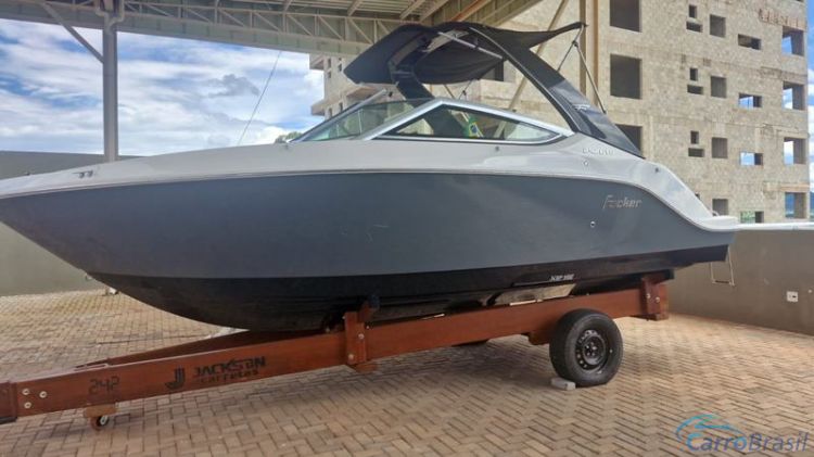 Victor Veículos | Lancha Focker 242 (Nova) Motor 4.5 - 250 HP 24/24 - foto 2