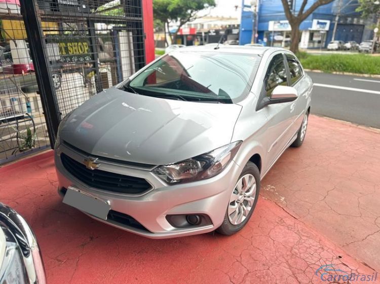 Meta Veículos | Prisma 1.4 LT A/T U.D 18/18 - foto 4