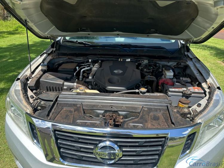 A&T Veículos RP | Frontier 2.4 SE 4X4 Aut. 4P. 18/18 - foto 8