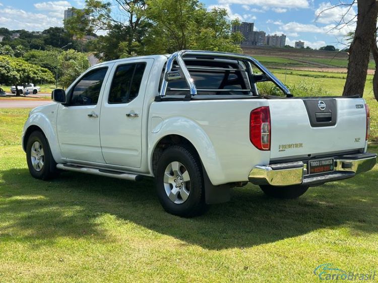 A&T Veículos RP | Frontier XE 2.5 Turbo CD 4X2 4P. 13/13 - foto 8