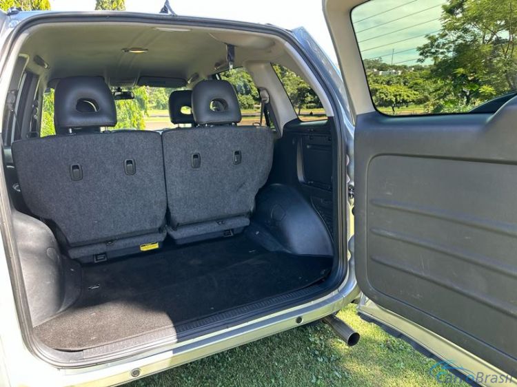 A&T Veículos RP | RAV 2.0 4X4 16V Aut. 4P. 05/05 - foto 8