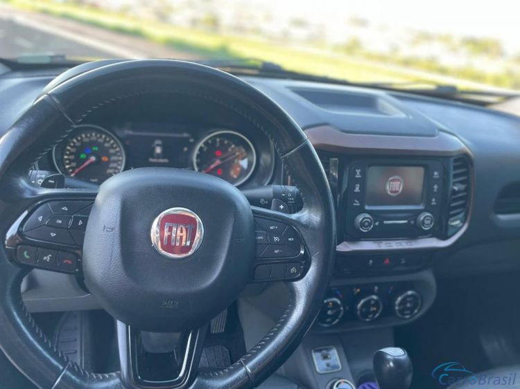 Ceará Autozero | Toro Vulcan 2.0 4x4 17/17 - foto 8