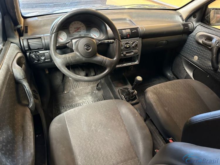1010 Veículos | Corsa Sedan 1.0  4P.  02/02 - foto 3