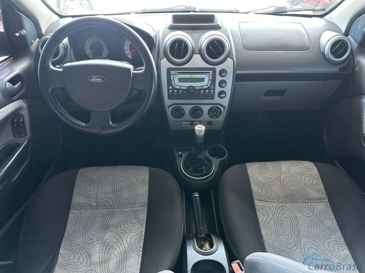 FastMotors | Fiesta Sedan Class 1.6 4P. 10/10 - foto 3