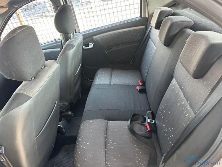 FastMotors | Logan 1.6 Expression 4P. 11/11 - foto 5