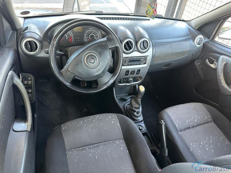 FastMotors | Logan 1.6 Expression 4P. 11/11 - foto 3