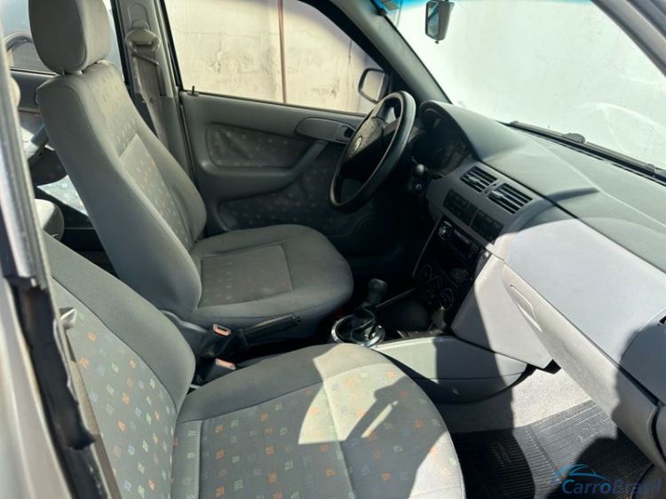 Meta Veículos | Gol G3 1.0 Plus 8V.+AR+D.Hidr. 02/02 - foto 7