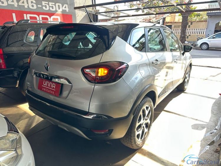 Unna Veículos | Captur 1.6 4P. 19/20 - foto 2