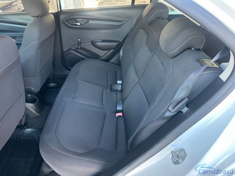Alexandre Automoveis | Onix LT 1.4 4P. 13/13 - foto 5