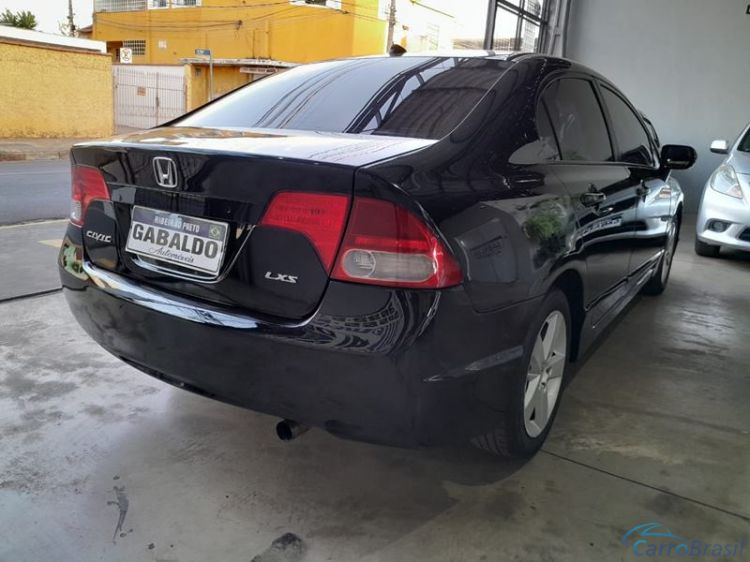 Gabaldo Veículos | Civic LXS 1.8 Aut. 4P. 07/07 - foto 9