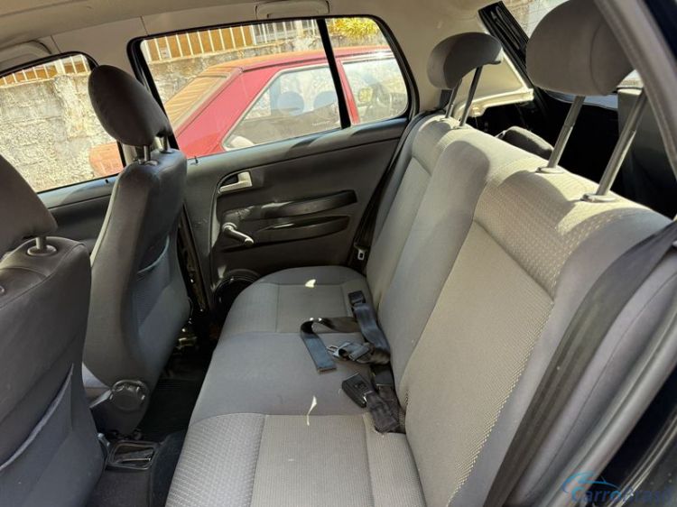 Meta Veículos | Fox 1.0 City 4P. 09/09 - foto 5