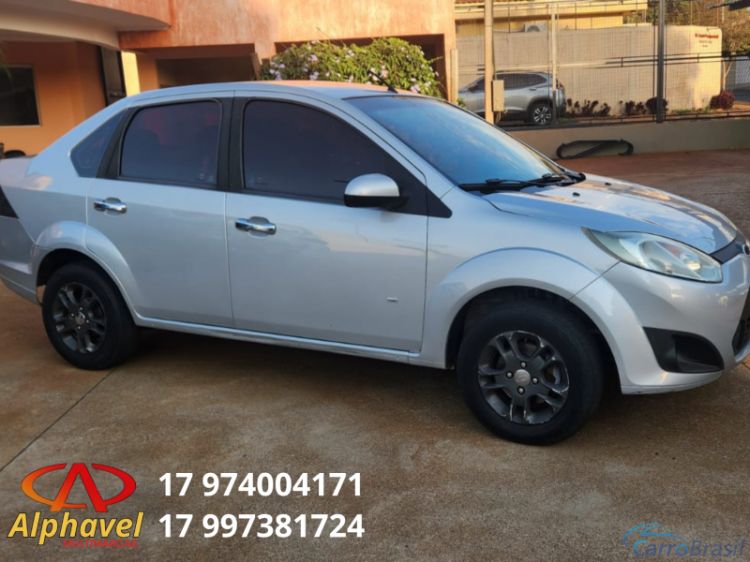 Alphavel Multimarcas | Fiesta Sedan FORD FIESTA 1.6 FLEX SEDAN 13/13 - foto 4
