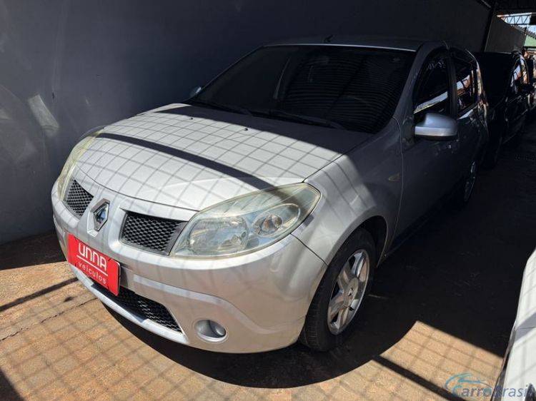 Unna Veículos | Sandero Privilege 1.6 4P. 10/10 - foto 4