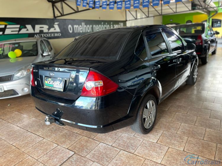 Ceará Autozero | Fiesta Sedan 1.0 07/07 - foto 7