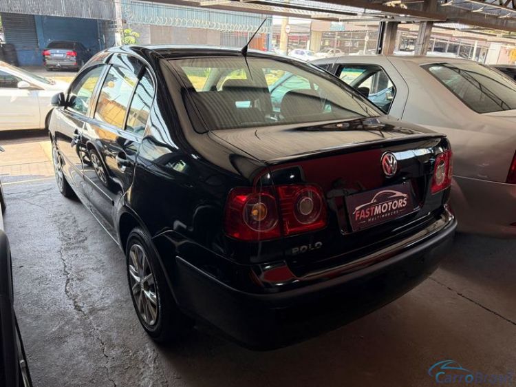 FastMotors | Polo Sedan 1.6 Plus Totalflex 4P. 09/10 - foto 2