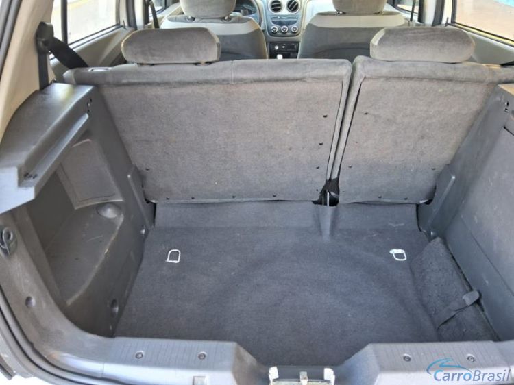 R.L. Veículos | Agile 1.4 LTZ 8V 4P. 10/11 - foto 5