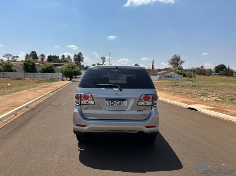 Vem Car Veículos | Hilux SR FLEX AUTOMATICO COMPLETO 15/15 - foto 5