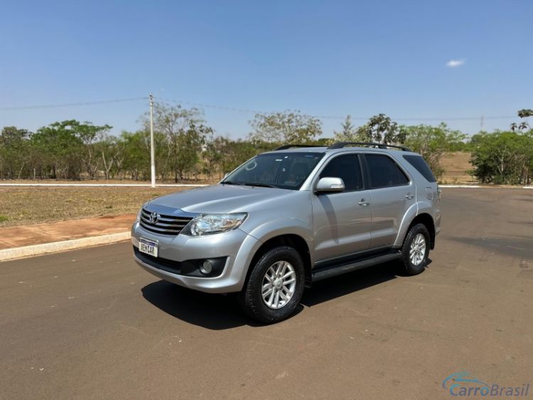 Vem Car Veículos | Hilux SR FLEX AUTOMATICO COMPLETO 15/15 - foto 1