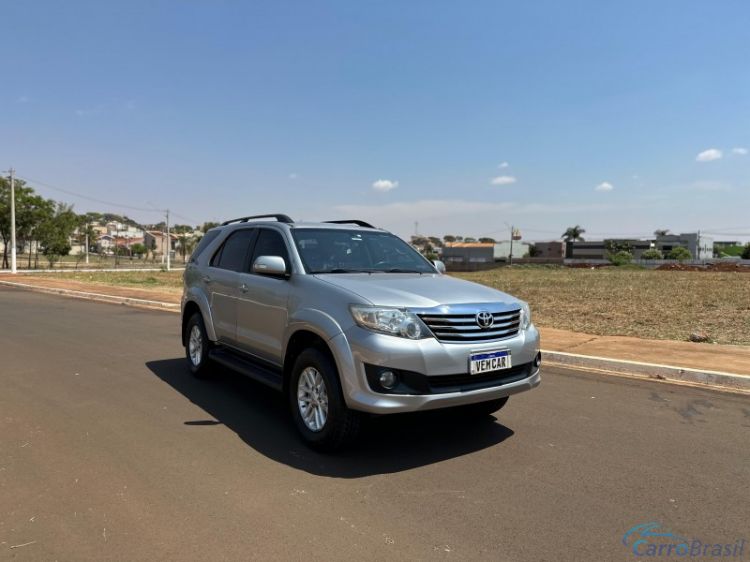 Vem Car Veículos | Hilux SR FLEX AUTOMATICO COMPLETO 15/15 - foto 3