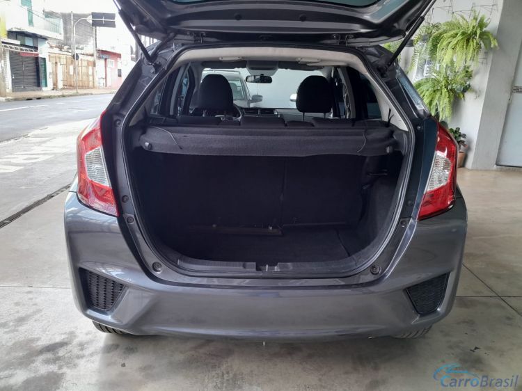 Gabaldo Veículos | Fit LX 1.5 Aut. 4P. 15/15 - foto 8