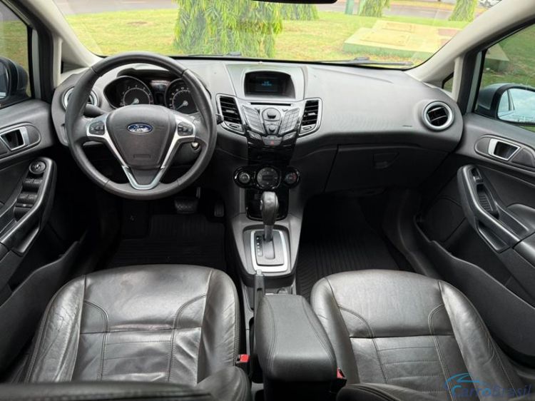 A&T Veículos RP | Fiesta Hatch 1.6 Aut. 4P. 15/15 - foto 3