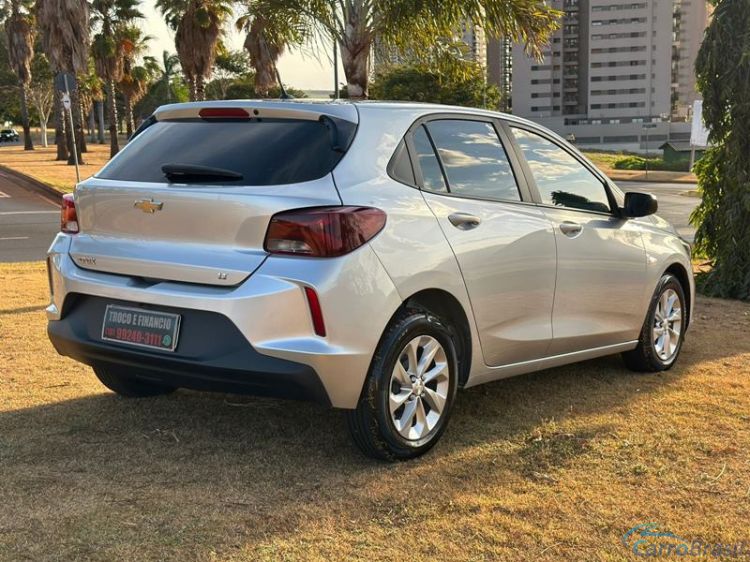 A&T Veículos RP | Onix LT 1.0 manual 21/21 - foto 8