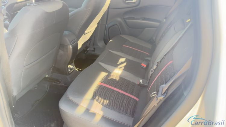 1000Ser Automóveis | Toro FREEDOM 1.8 18/19 - foto 3