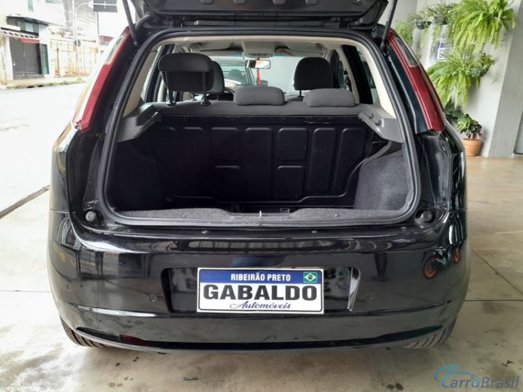 Gabaldo Veículos | Punto Essence 1.8 Aut. 4P. 11/11 - foto 8