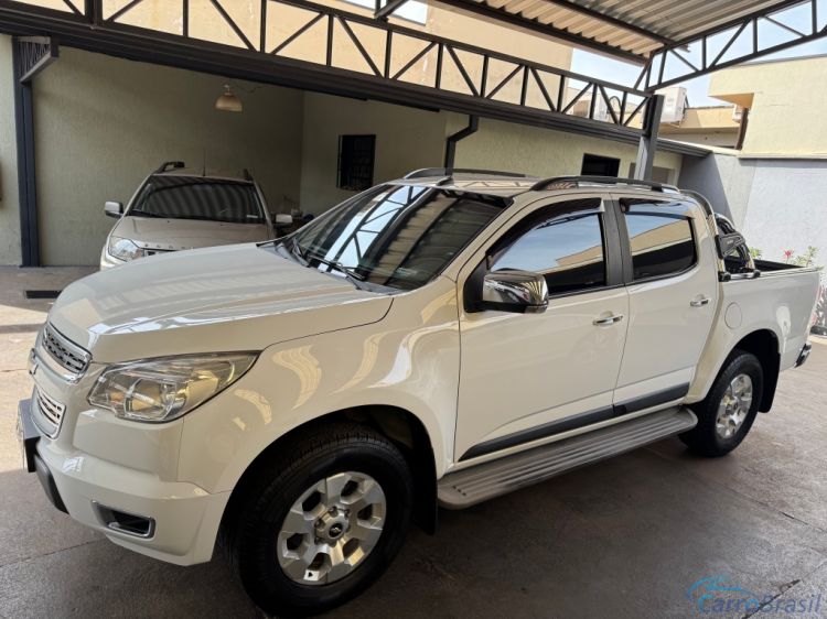 Avenida Veículos | S-10 LTZ 14/14 - foto 7