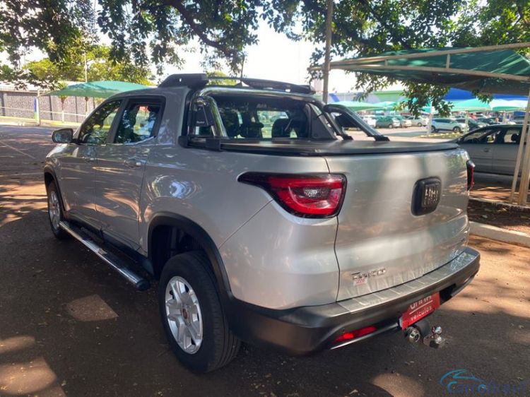 Unna Veículos | Toro 1.8 Open Edition 4P. 16/17 - foto 2