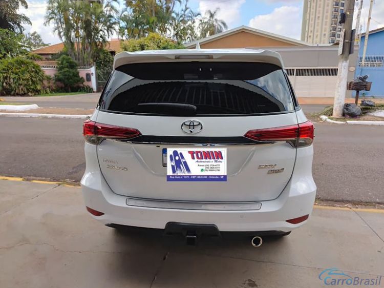 Tonin Automóveis | Hilux SW4 SRV 2.7 Aut. 7L 4P. 21/21 - foto 6