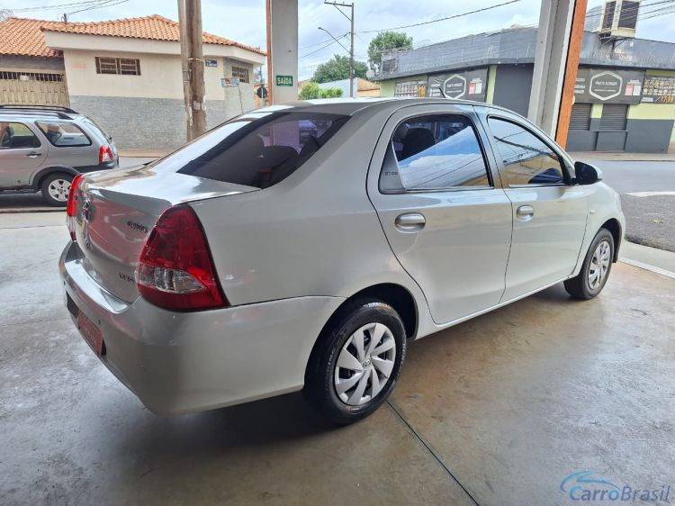 Alexandre Automoveis | Etios XS 1.5 18/18 - foto 9