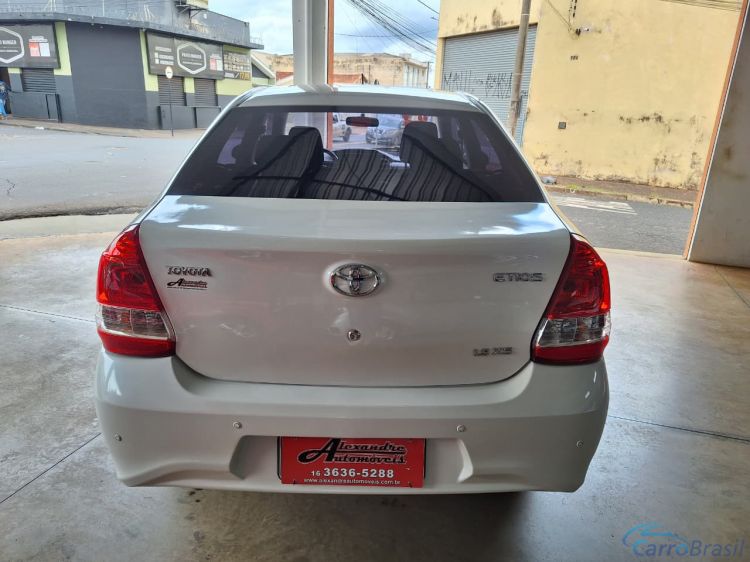 Alexandre Automoveis | Etios XS 1.5 18/18 - foto 6