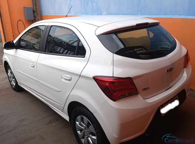 G3 Veículos | Onix LT 19/19 - foto 2