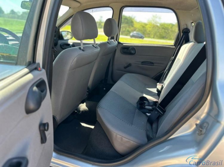Vem Car Veículos | Corsa Sedan CLASSIC LIFE 1.0 FLEX 09/09 - foto 5