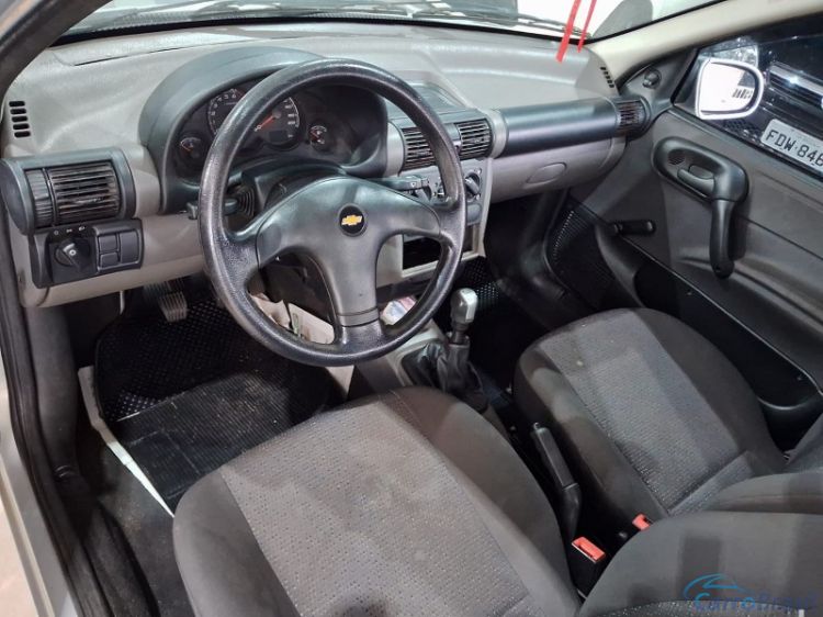 Lud-Car Veículos | Corsa Sedan CLASSIC 1.0 LS 13/14 - foto 9