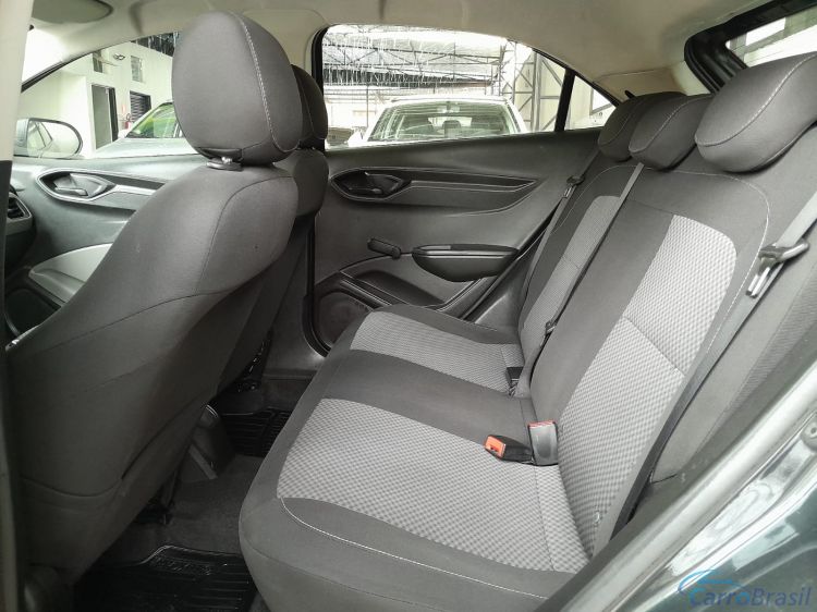 Gabaldo Veículos | Onix Joy 1.0 19/19 - foto 7