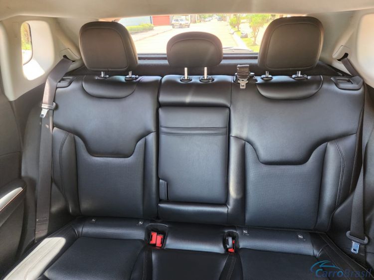 Brekar Veículos | Compass Limited 20/20 - foto 8