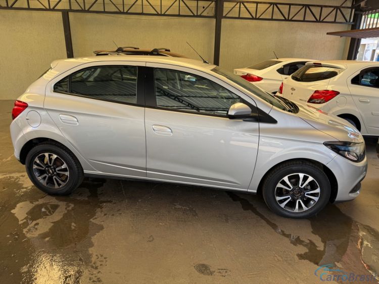 Avenida Veículos | Onix LTZ 1.4 15/15 - foto 6