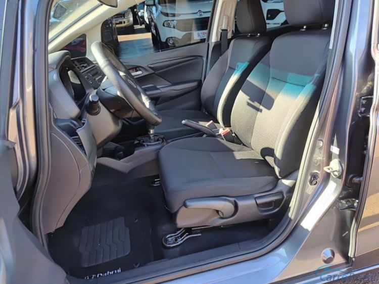 Tonin Automóveis | Fit 1.5 4P. 18/18 - foto 8