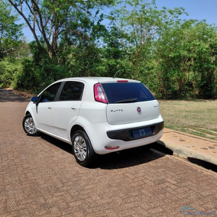 Veicar Multimarcas | Punto 1.4 attractive 13/13 - foto 4