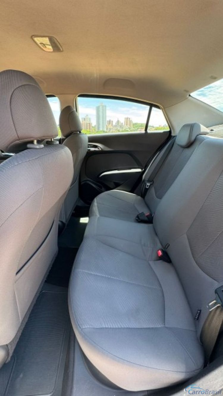 Veicar Multimarcas | HB 20 Sedan 1.6 Confort Plus 15/15 - foto 10