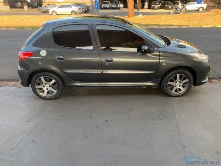 Veicar Multimarcas | 207 1.4 Xr 23/23 - foto 5