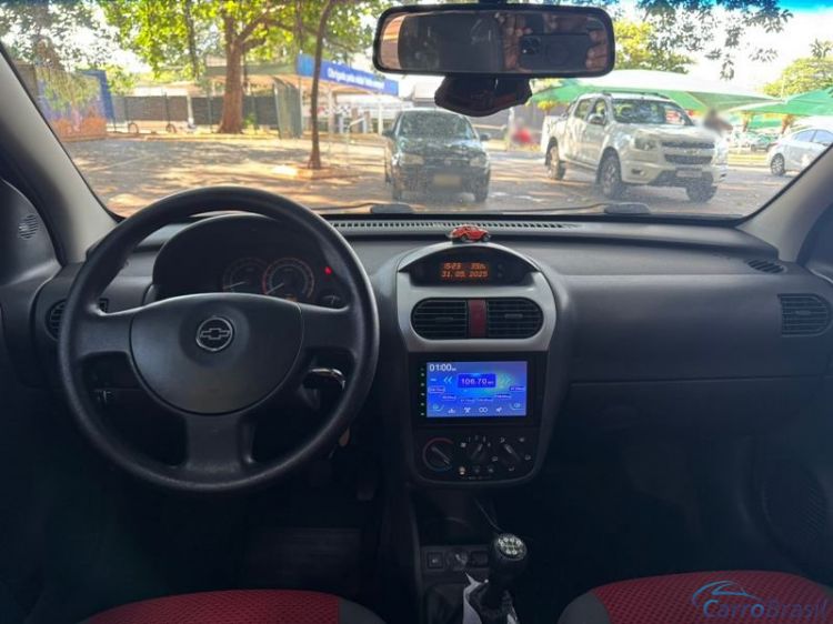 Unna Veículos | Corsa Hatch 1.8 4P. 05/06 - foto 3