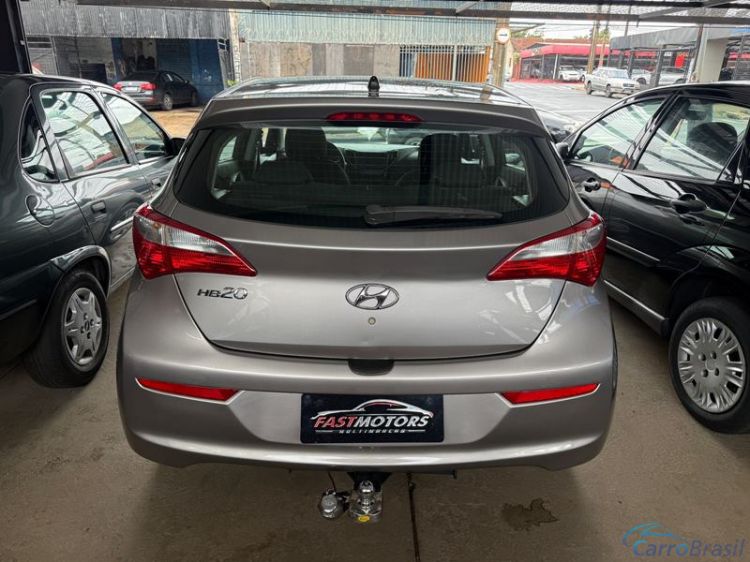 FastMotors | HB 20 1.0 4P. 16/16 - foto 2