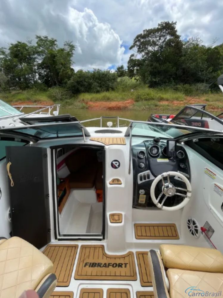 Renan Veículos | Lancha Focker 230 17/17 - foto 3